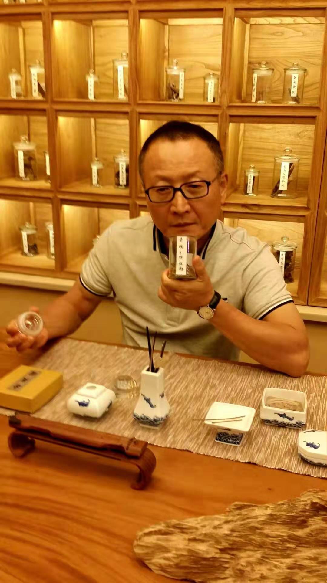 David Nam smelling agarwood