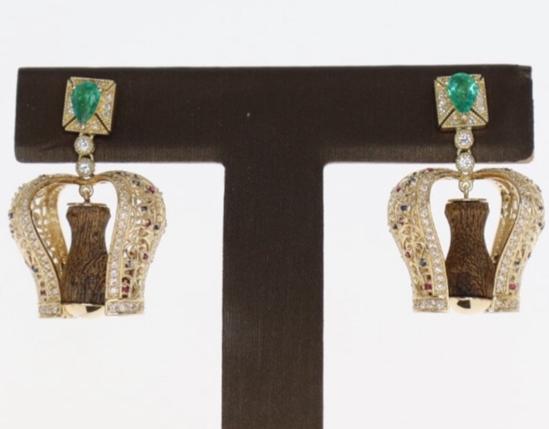 Crown earrings